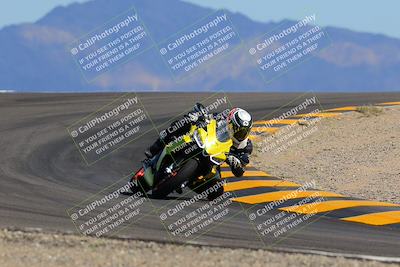 media/Oct-09-2022-SoCal Trackdays (Sun) [[95640aeeb6]]/Turn 12 (140pm)/